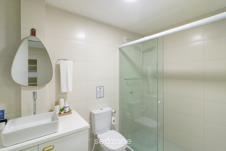 Bathroom 4, Apartment With 1 Suite 90 m From the Beach Sem0012, Barra Velha