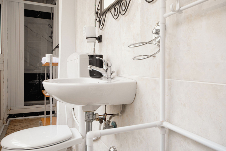 Bathroom 4, MAESTOSA CASA IN NAPOLI CENTRO, Napoli