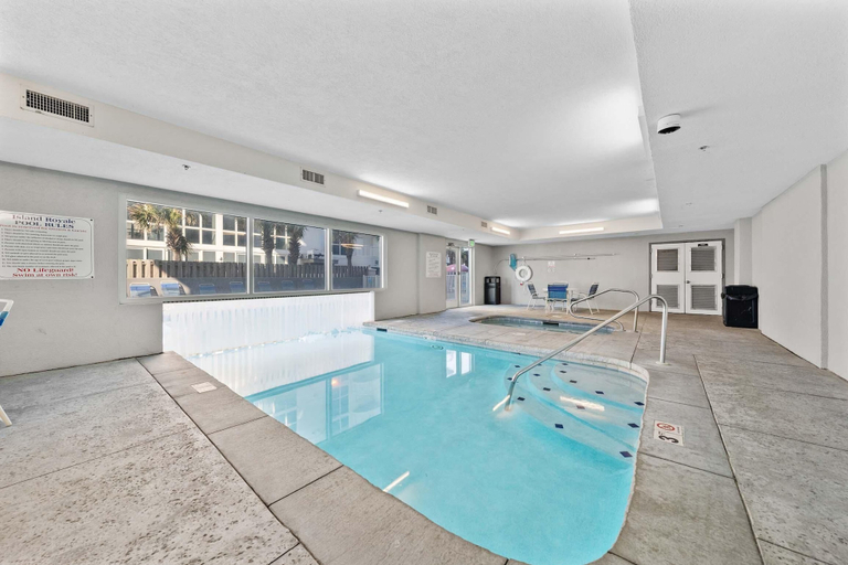 Sport & Beauty 2, Island Royale 606, Baldwin