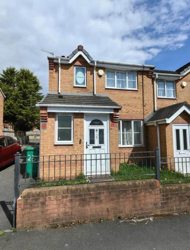 Exterior & Views 2, Stylish 3 Bed Home Parking City centre, Manchester