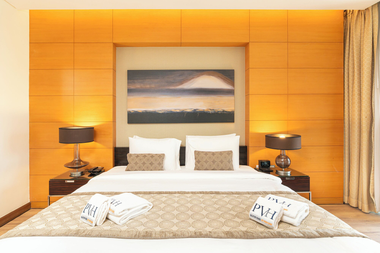 Room 3, PVH - 1BR - Emaar Fashion Avenue, Dubai