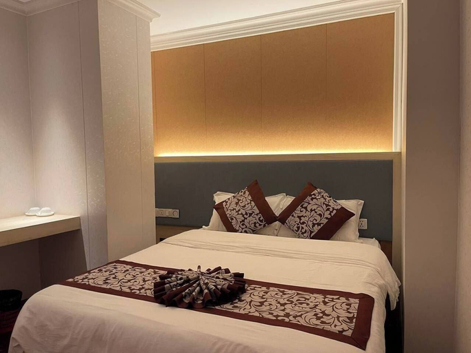Bedroom, A1 Royal hotel Riverside, Phnom Penh