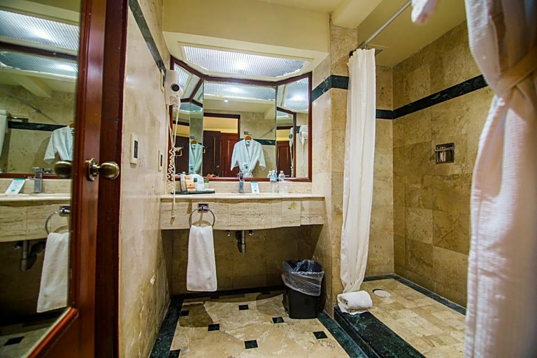 Bathroom 3, Nk Hotel Nekie Tepic, Tepic