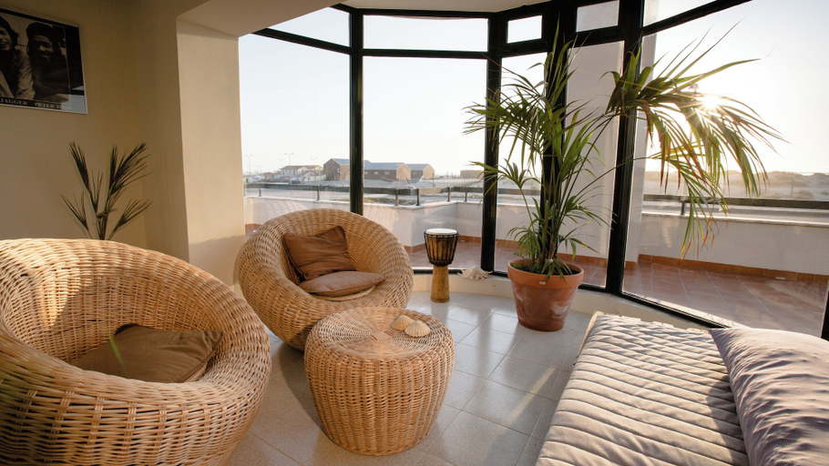 Lobby, Slide Surfcamp, Vagos