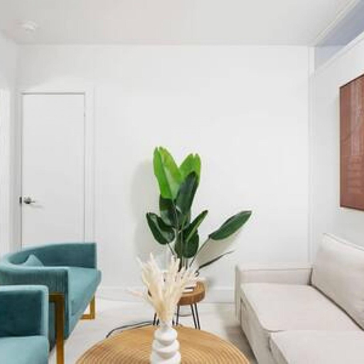 Room 3, 444-3 1BR Hell s Kitchen- Newly Furnished -elevator, New York