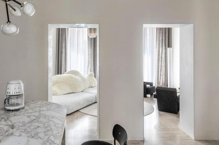 Others 2, Luxurious Apartment in Rome, Rome