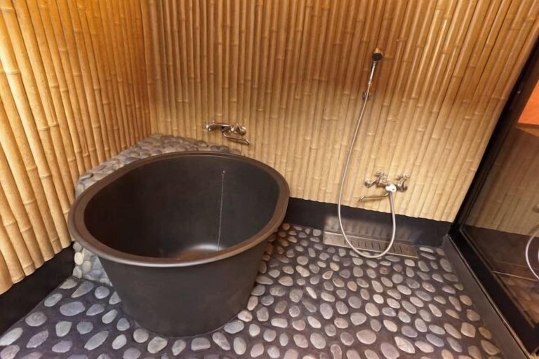 Bathroom 3, KYOBU Karasuma Gojo, Kyoto