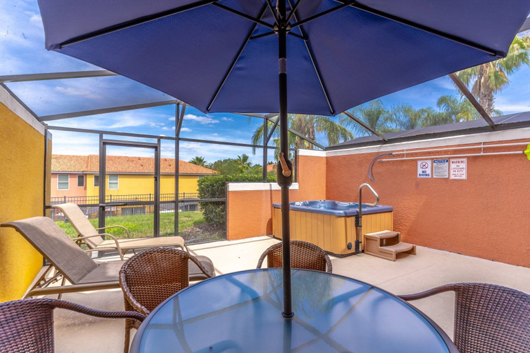 Exterior 2, 3027 Encantada, Osceola