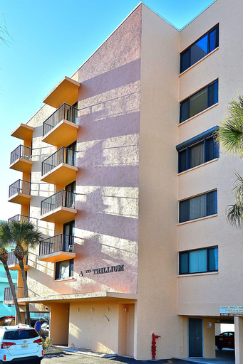 Exterior & Views 2, Trillium 1C - Premier, Pinellas
