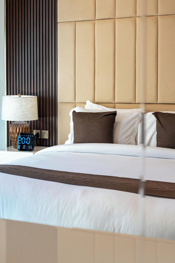 Room 5, Lux BnB Gemz-AL Furjan Private Pool, Dubai