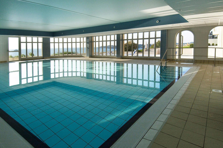 Pool 2, Residence Reine Marine, St Malo, Apt. for 4 Pers, Ille-et-Vilaine