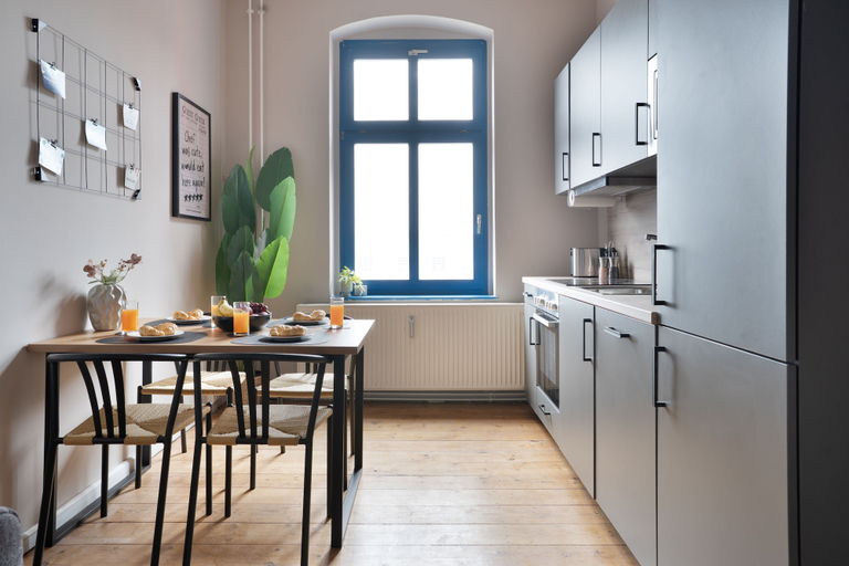Private kitchen 5, Schöne Apartments in Dessau I home2share, Dessau-Roßlau
