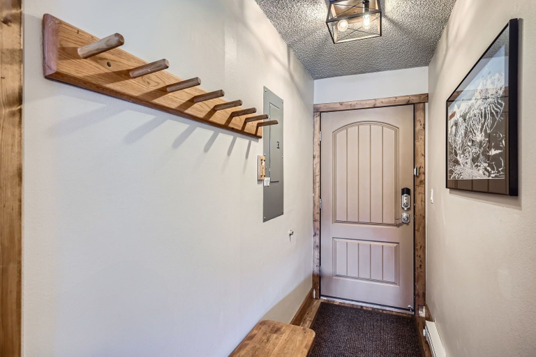 Interior 2, Sawmill 307 2 Bedroom Condo, Summit
