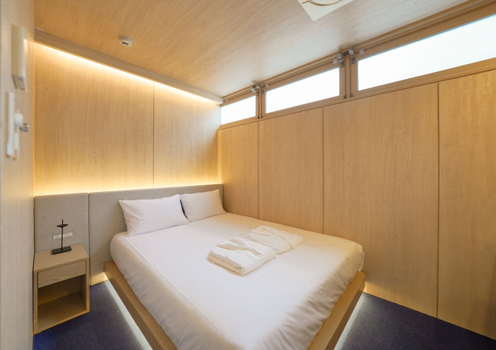 Room 2, UH Suite Namba Station The Spa, Osaka