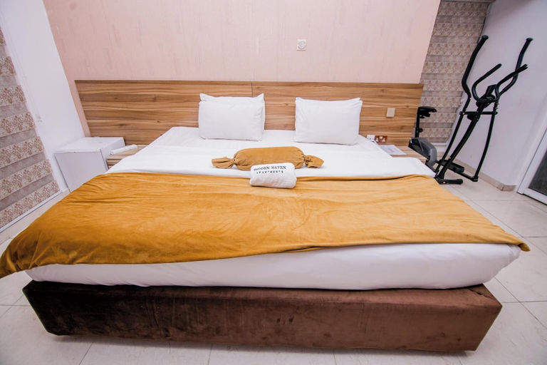 Room 2, Hidden Haven Apartment, Shomolu