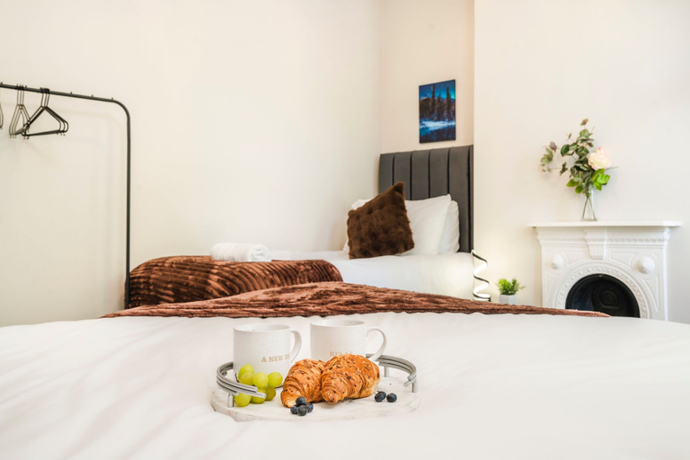 Room 2, Cosy 4-bed - Sleeps 7, Garden & Pet-friendly, Birmingham