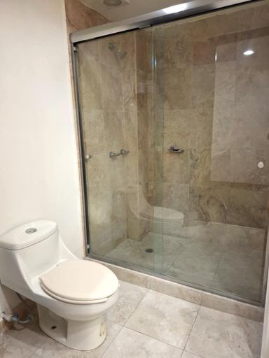 Bathroom 3, Hotel ALO! Express, Torreón