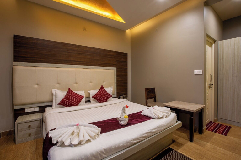 Bedroom 2, Paradise Point Ooty, The Nilgiris