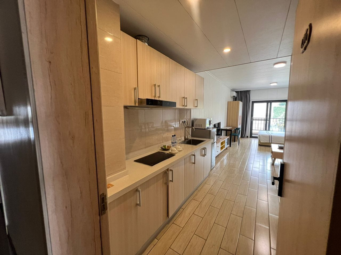 Interior, 4220 and 4104 Phoenix Studios, Kicukiro