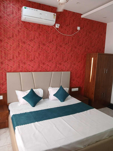 Room 5, Aarav Hotel, Kangra