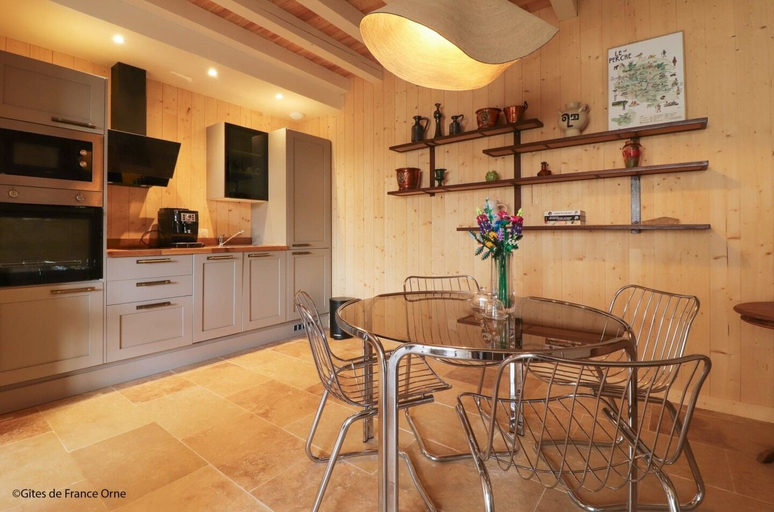 Private kitchen 5, Casa Pertica, Orne