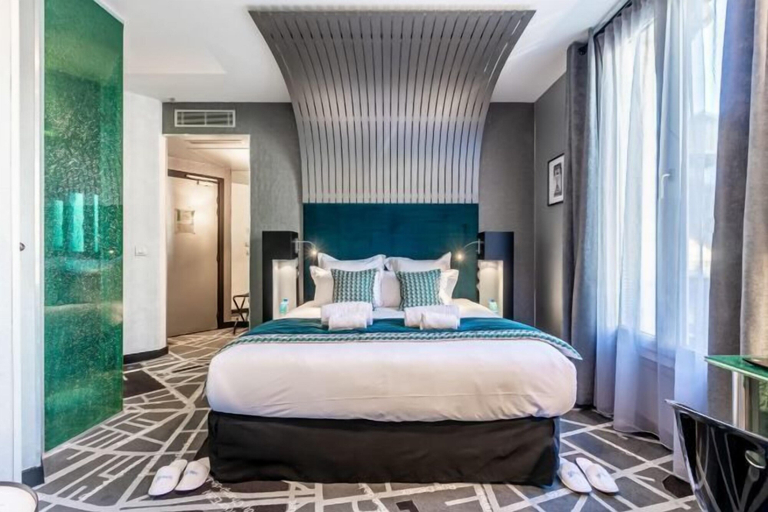 Room 5, Sublim 401, Paris