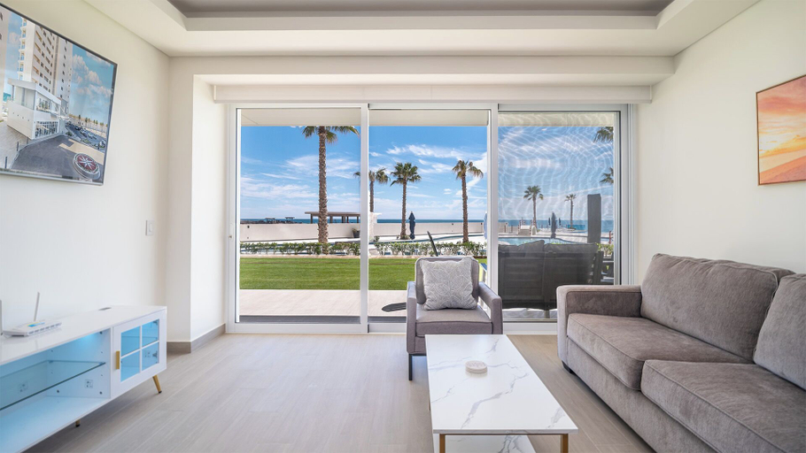 Living area 3, Spectacular 2 Bedroom Ground Floor Condominium Encantame E104, Puerto Peñasco