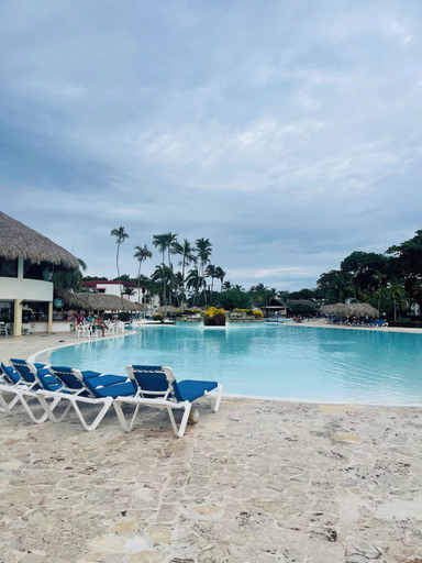 Pool 4, Modern 1BR w/ Balcony View – Marien, Puerto Plata, San Felipe de Puerto Plata