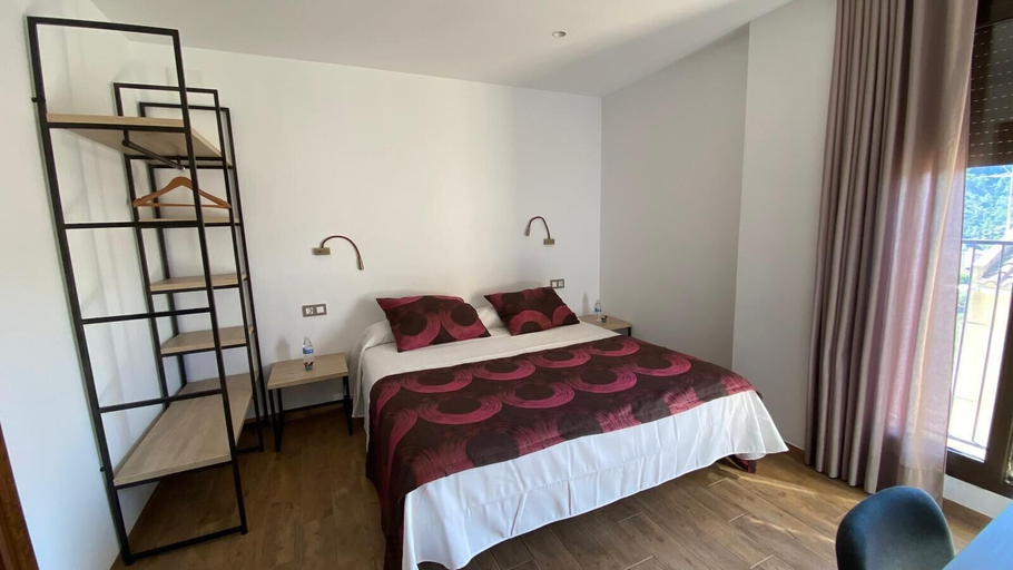 Room 4, Hostal Mussols, Tarragona