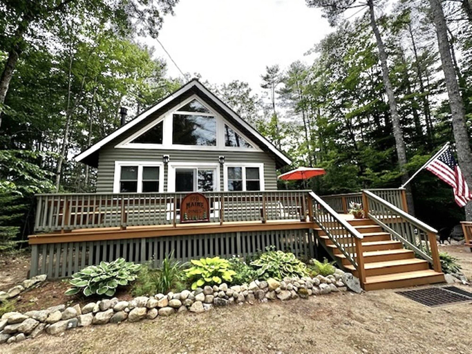 Exterior, Maine Pines Lmit 8 4 Bedroom Home by RedAwning, Oxford