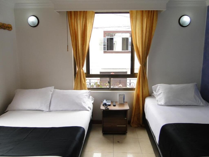 Room 4, Hotel Esmeralda Plaza, Cogua