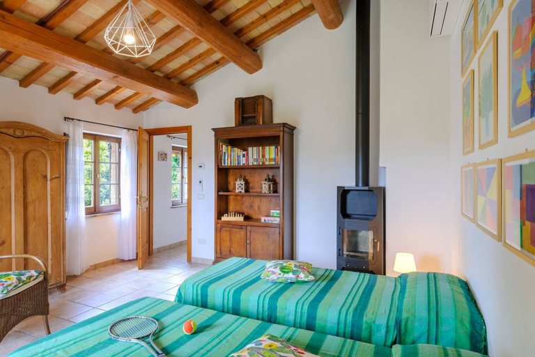 Room 3, La Girolima 6 2 in Mondavio, Pesaro E Urbino