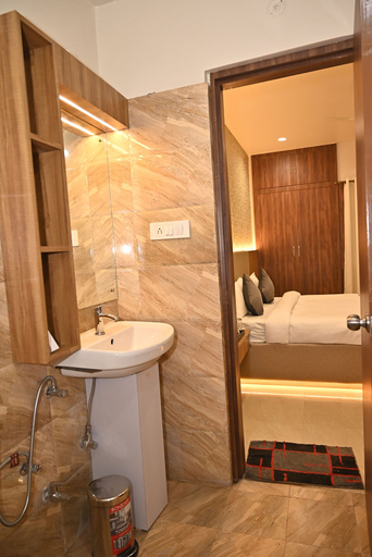 Bathroom 5, Atharv Kaashi - Behind Sigra Sports Stadium, Varanasi