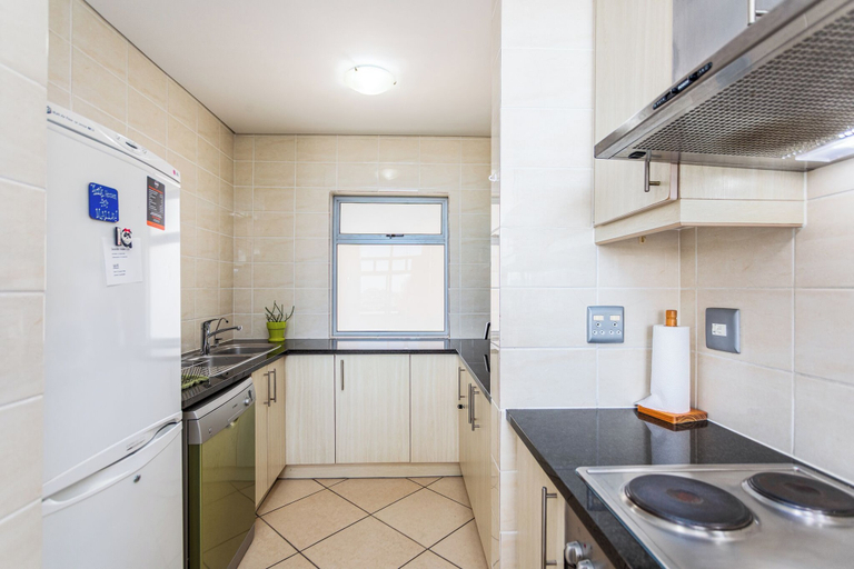 Private kitchen 5, Seaside Village C22 by CTHA, City of Cape Town