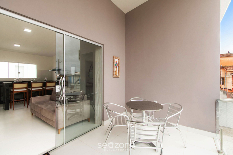 Dining 2, Fully Equipped Apartments in a Condo With a Pool, 750m From the Beach - Vifs, Porto Seguro