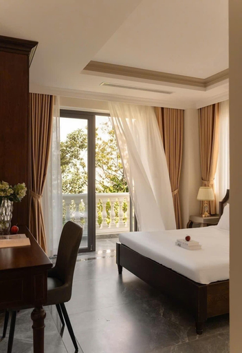 Room 1, Villa Harmony 9 bedrooms, District 2