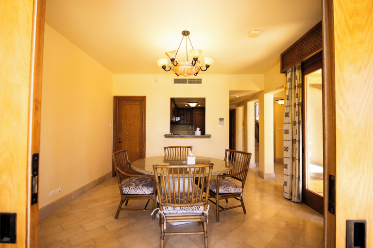 In-room dining 3, Four Seasons Resort Sharm El Sheikh Private Residential Villa & Chalet - Egypt, Sharm el-Sheikh