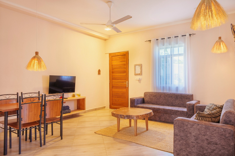Living area 4, Coconut Breeze Apartments, Kaskazini 'B'