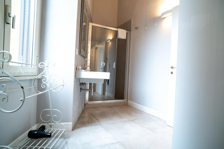Bathroom 3, Spagna Art & Suites Daplace Collection, Rome