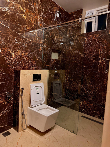 Bathroom 2, Coastal Echoes Inn, Ernakulam