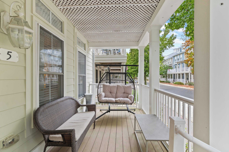 Terrace/patio 5, 5 Corner Store Ln Sunset Island, Worcester