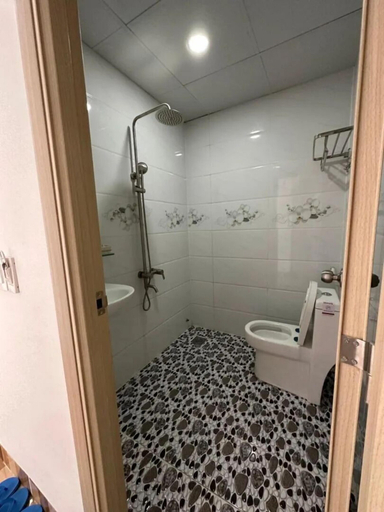 Bathroom, Trang Huy Hotel BD - by BAY LUXURY, Thuận An