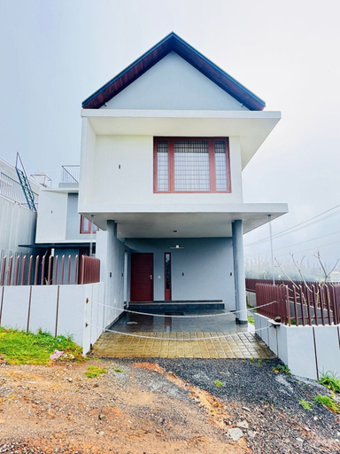 Front of property 3, Gypsie Cottage, The Nilgiris