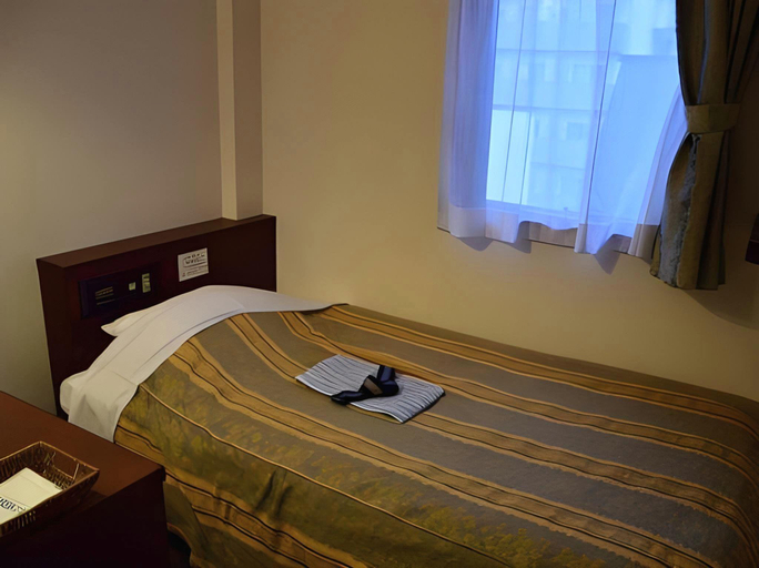Bedroom 3, Niigata Terminal Hotel, Niigata