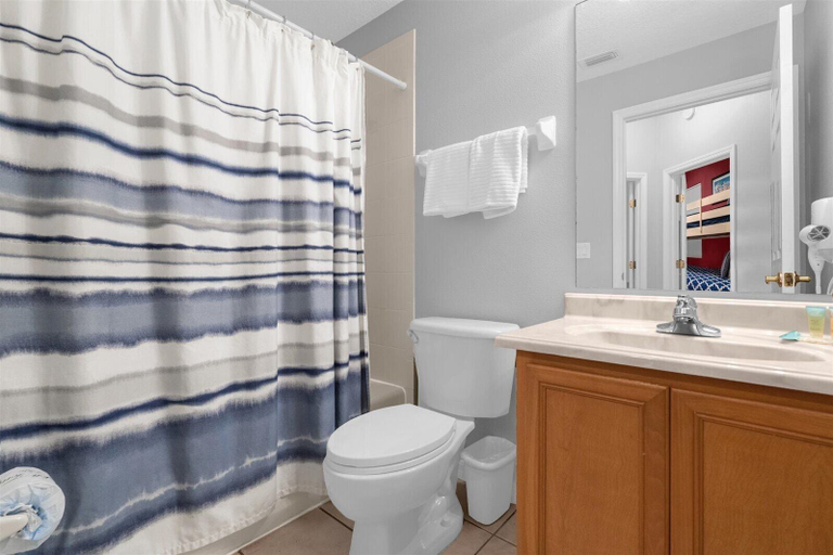 Bathroom 3, Davenport Luxury 8-Guest Villa, Polk