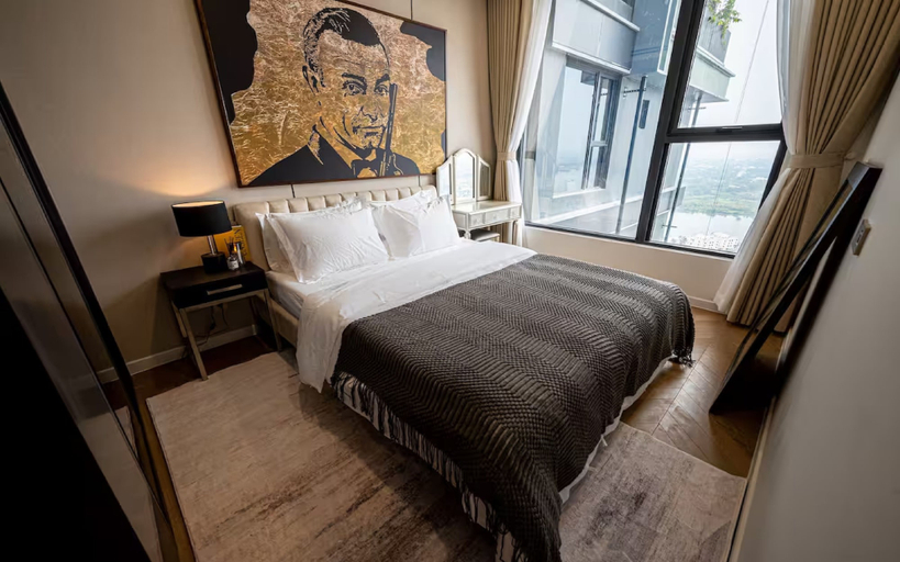 Room 4, The Parkland Lux & Easy in East Tower, District 2