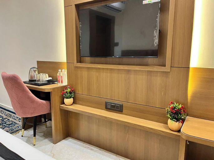 Living area 3, Hotel prime bliss, Kanpur Nagar