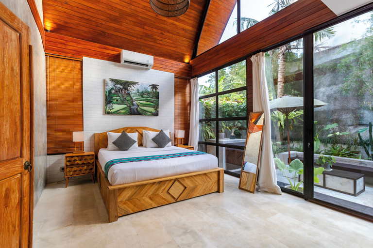 Room 5, Villa Indra Pererenan by Orivista, Badung