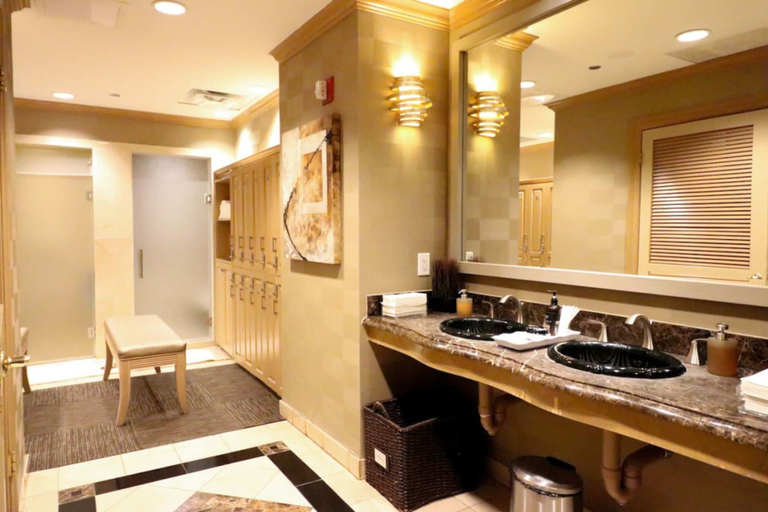 Room 4, Gorgeous San Luis Condo Amazing Pool Amenities, Galveston