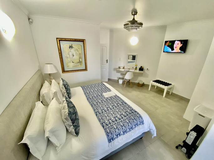 Bedroom 3, Mykonos Luxury Guest House, Cacadu